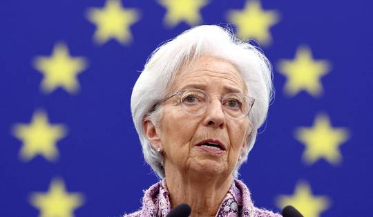 Elf centrale banken scharen zich achter Fed-voorzitter Powell na dagvaarding door Amerikaanse justitie