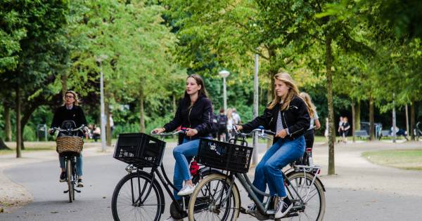 Aantal jongeren gaat met 100.000 afnemen | Binnenland - AD.nl