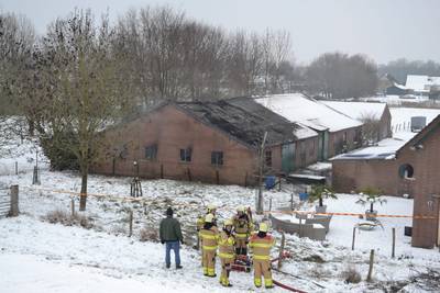 Politie vindt drugslab na grote brand in schuur Doornenburg