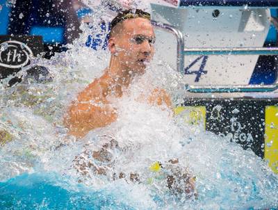 Dressel evenaart Phelps met zevenmaal WK-goud
