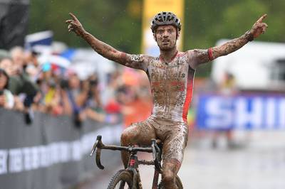 Veldrijder Iserbyt wint moddergevecht in Iowa