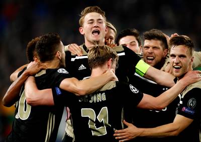 Ajax het Bayern van de eredivisie? Dat valt te bezien