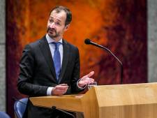 Kamer hekelt compensatie aan oliebedrijven