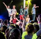 #LikeMe-sensatie verovert Kruibeke: ‘Twintigers die tieners spelen is echt cringe’ 