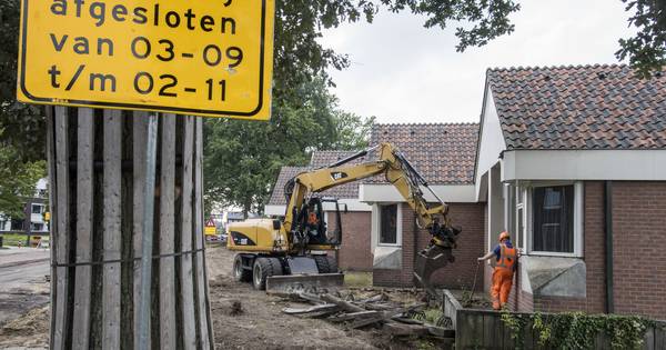 Opening centrumplein in Weerselo