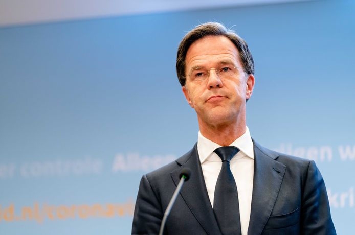 Premier Mark Rutte tijdens een persconferentie over het coronavirus.