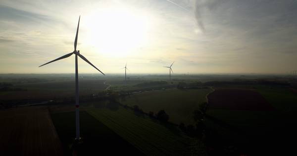 Zeven boeren overwegen windmolens tussen Daarle en Daarlerveen - Tubantia