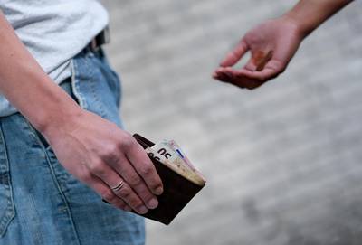 Kabinet trekt portemonnee voor ontwikkelingshulp