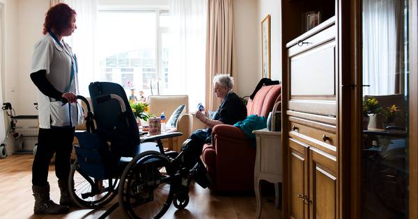 Tekening of kaartje; steek ouderen én personeel hart onder de riem - BD.nl