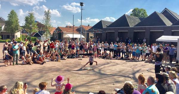 Klomppop en Straatfestival Ovezande gaan samen op in Festivalweekend - PZC