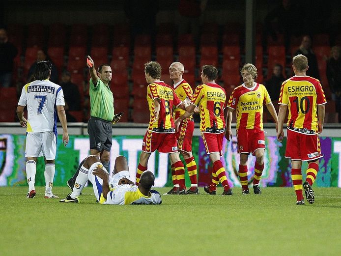 Leeuwarden verwacht honderd Eagleshooligans | Deventer | destentor.nl