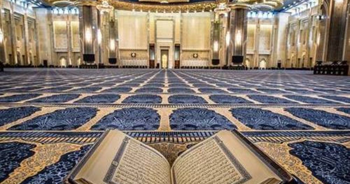 Moskee Atakwa schort vrijdaggebed op Kortrijk In de buurt HLN