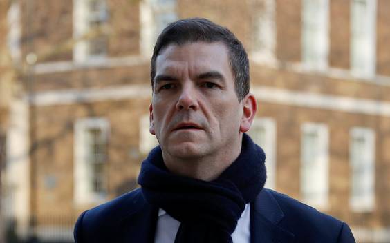 Geheime brexitstrategie uitgelekt: Mays onderhandelaar is loslippig in een Brusselse bar