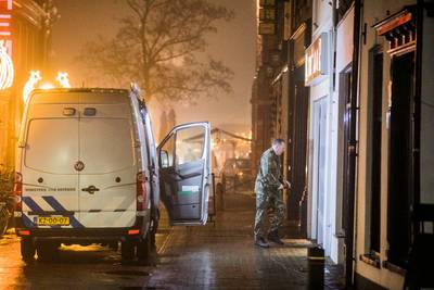 Handgranaat gevonden voor deur van waterpijpcafé tijdens kerstmarkt in Culemborg