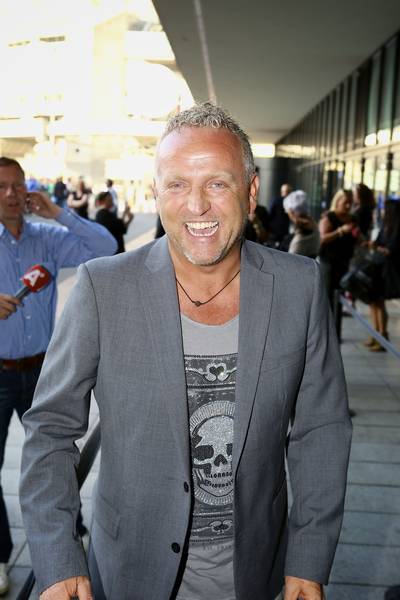 Kort geding zus van Gordon van de baan