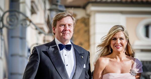 Koningspaar Geniet Met Familie Van Vioolconcert Binnenland Destentor Nl