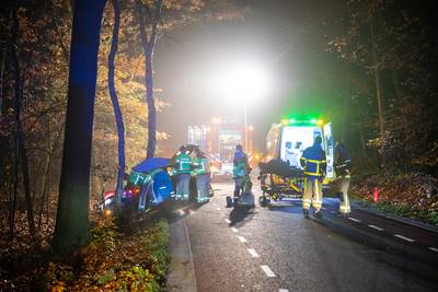 Jongen (17) zonder rijbewijs ernstig gewond bij ongeluk