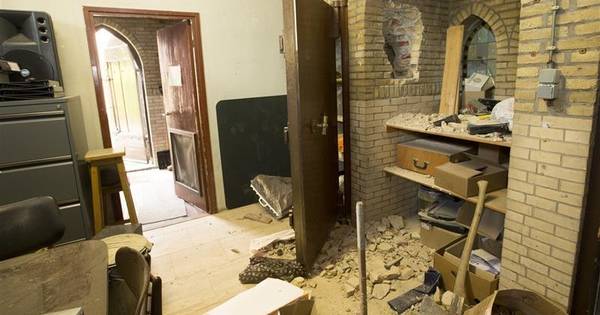 Ravage in Bornerbroekse kerk na brutale inbraak | Almelo - Tubantia