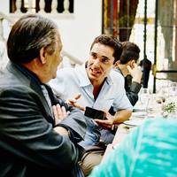 Dirk De Wachter helpt bij een moreel dilemma: ‘Narcisten zijn vaak kwetsbare mensen die zich grenzeloos opzwellen om hun onzekerheid te maskeren’