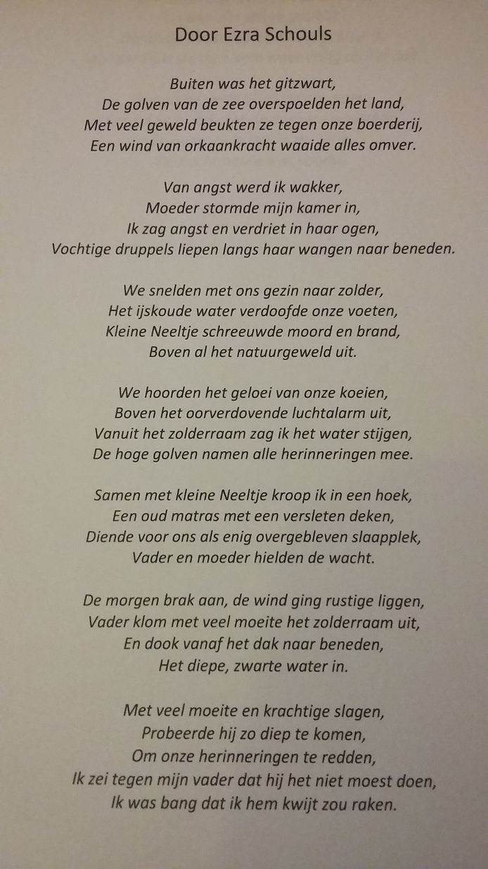 Wonderbaar Ezra leest gedicht voor bij Nationale Herdenking ramp | Home | pzc.nl IV-29
