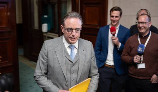 Akkoord bereikt: centenindex start niet in januari en geen algemeen verbod meer op nachtarbeid