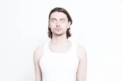 Werd cabaretier Stefano Keizers door bezoekers echt in de polsen gesneden en gewaterboard?