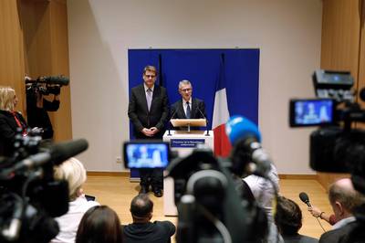 Bloedbad in politiebureau Parijs: dader zou wél geradicaliseerd zijn