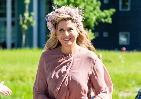 Deze roze jurk van koningin Máxima is perfect voor een bruiloft in de lente of zomer