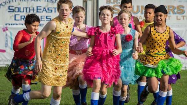 Zappbios: De jongen in de jurk