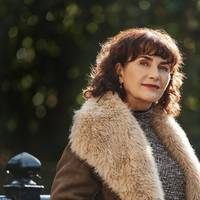 Schrijfster Anya Niewierra: “Je kunt op elke leeftijd met iets nieuws beginnen”