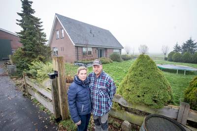 Vriezenveens gezin doodziek in eigen huis: 'Worden legaal vergiftigd'