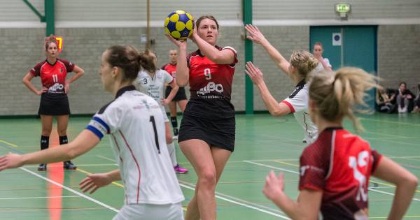 SPES maakt het zichzelf moeilijk met nederlaag tegen Swift
