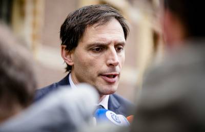 Overschot 11 miljard, geen extra geld naar onderwijs zorg en veiligheid