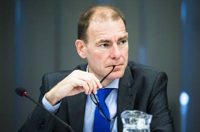 Staatssecretaris Snel verder in het nauw door fouten kinderopvangtoeslag