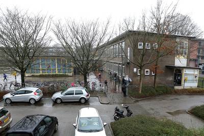 Kledingbank Wageningen blijft voorlopig in de oude Ireneschool