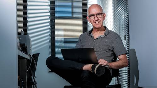 Biostatisticus Geert Molenberghs: Als we met onze vingers draaien tot ook het dodental stijgt, rest ons nog één weg. Lockdown 2.0