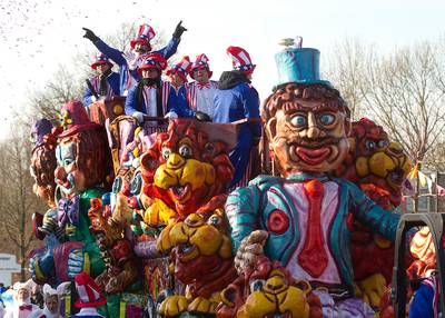 Carnavalsoptocht Braamt gaat voorlopig door: een uur vroeger vanwege de storm