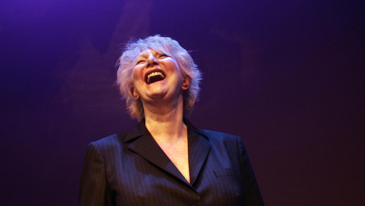 Adele Bloemendaal 1933 2017 Als Ze De Mensen Maar Aan Het Lachen Kreeg Het Parool