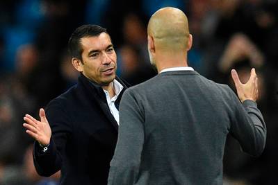 Van Bronckhorst ziet weer licht aan het einde van de tunnel