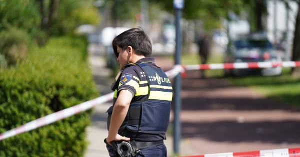 Man licht gewond bij steekpartij Schiedam, dader is spoorloos.
