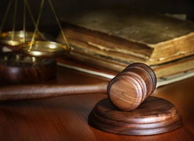 'Loverboy' Hoenderloo blijft in voorarrest