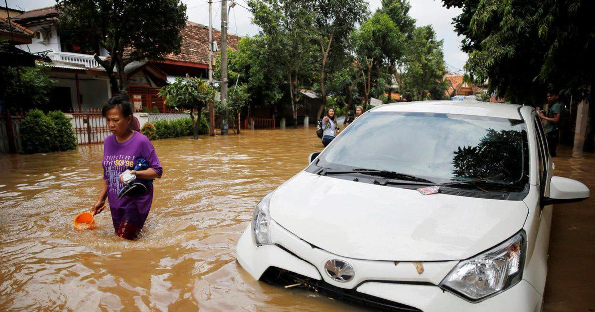 Indonesische hoofdstad onder water - De Morgen