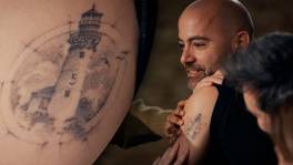Jo Hens neemt tattoo van vuurtorenproef uit Special Forces