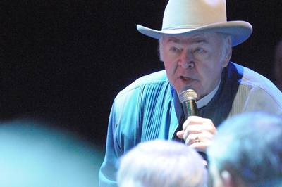 Countryzanger Roy Clark (85) overleden