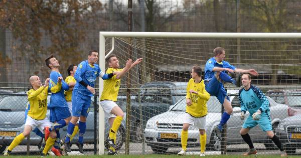 KNVB wil schorsing van negen wedstrijden voor doelman van HBV