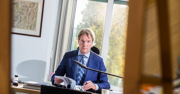 Burgemeester reageert op dodelijke steekpartij: ‘Afschuwelijk'.