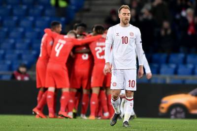 LIVE | Dolberg bankzitter bij Denemarken voor belangrijk duel tegen Zwitserland
