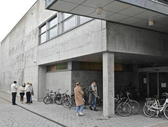 Menen en Wevelgem zoeken vrijwilligers voor hun vaccinatiecentra