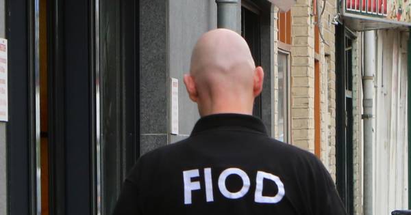 De opsporingsdienst van de Belastingdienst (FIOD) had al een onderzoek lopen naar het Vlaardingse café .