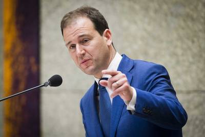 Asscher: Er komt een hoorzitting over de afschaffing van de dividendbelasting